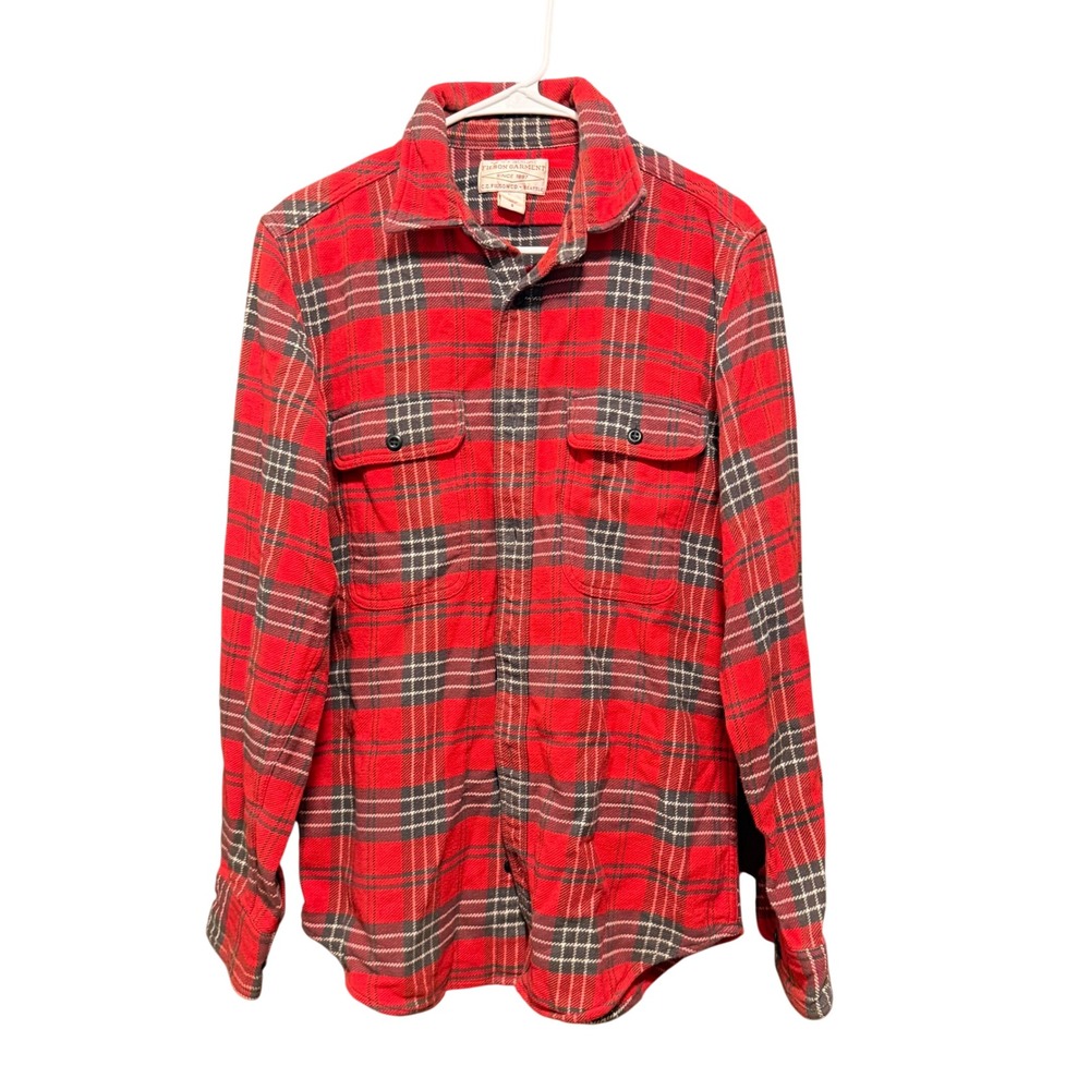 Filson Mens Red Plaid Flannel Button Down Work Shirt Size S Heavyweight Cotton